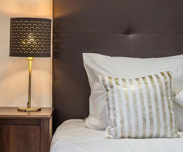 Bed & Breakfast By The River Ferragudo (Faro)