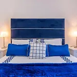 By The River Bed & Breakfast Ferragudo (Faro)