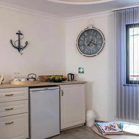 By The River 3* Ferragudo (Faro)